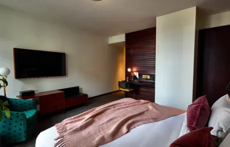 Cherry Suite Accessible