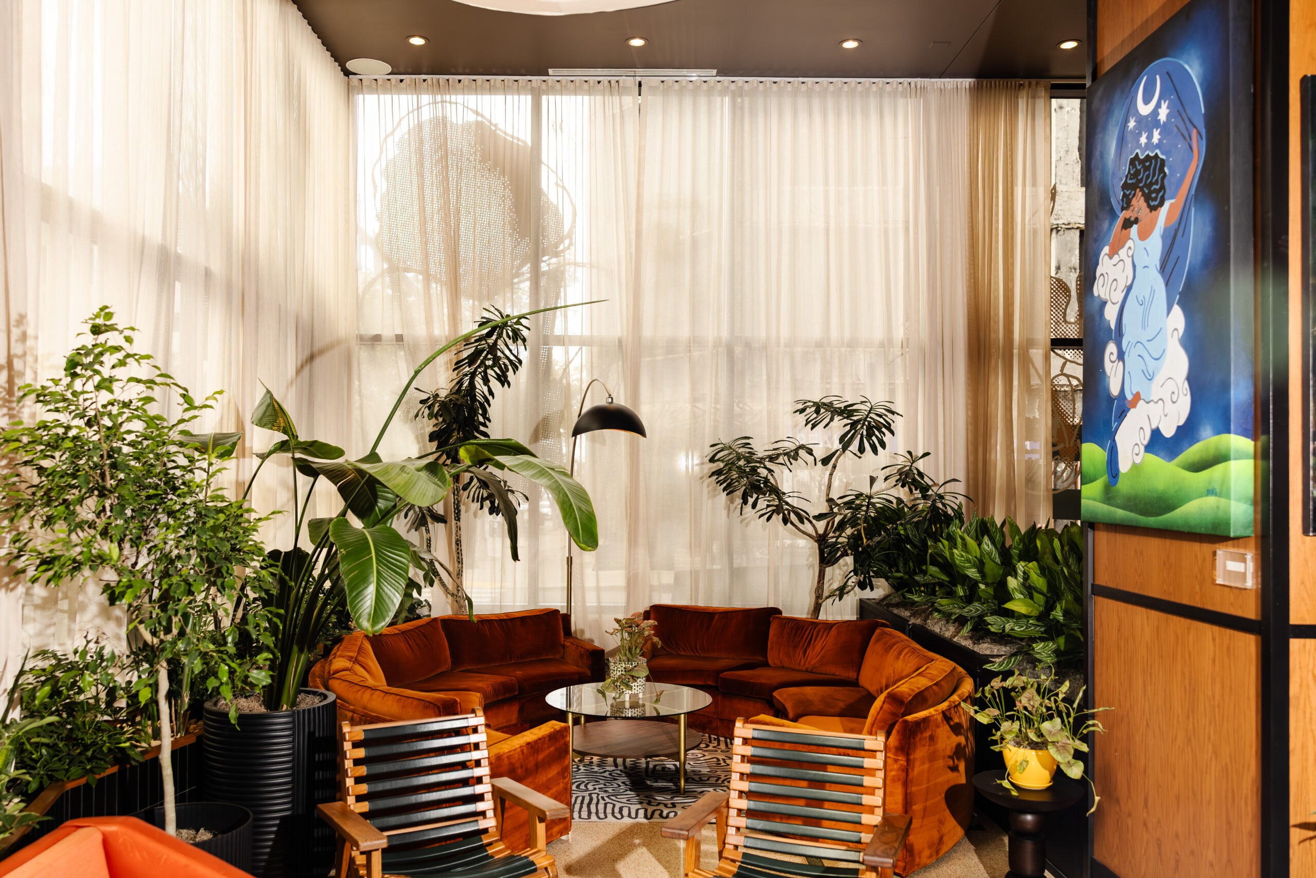 Charming Hotel Amenities Amenities